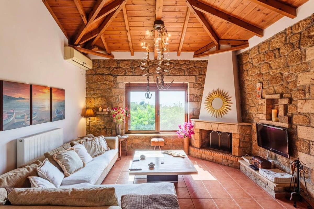 Mani'S Aura Seaside-Spacious Summer Retreat Kotronion  Экстерьер фото