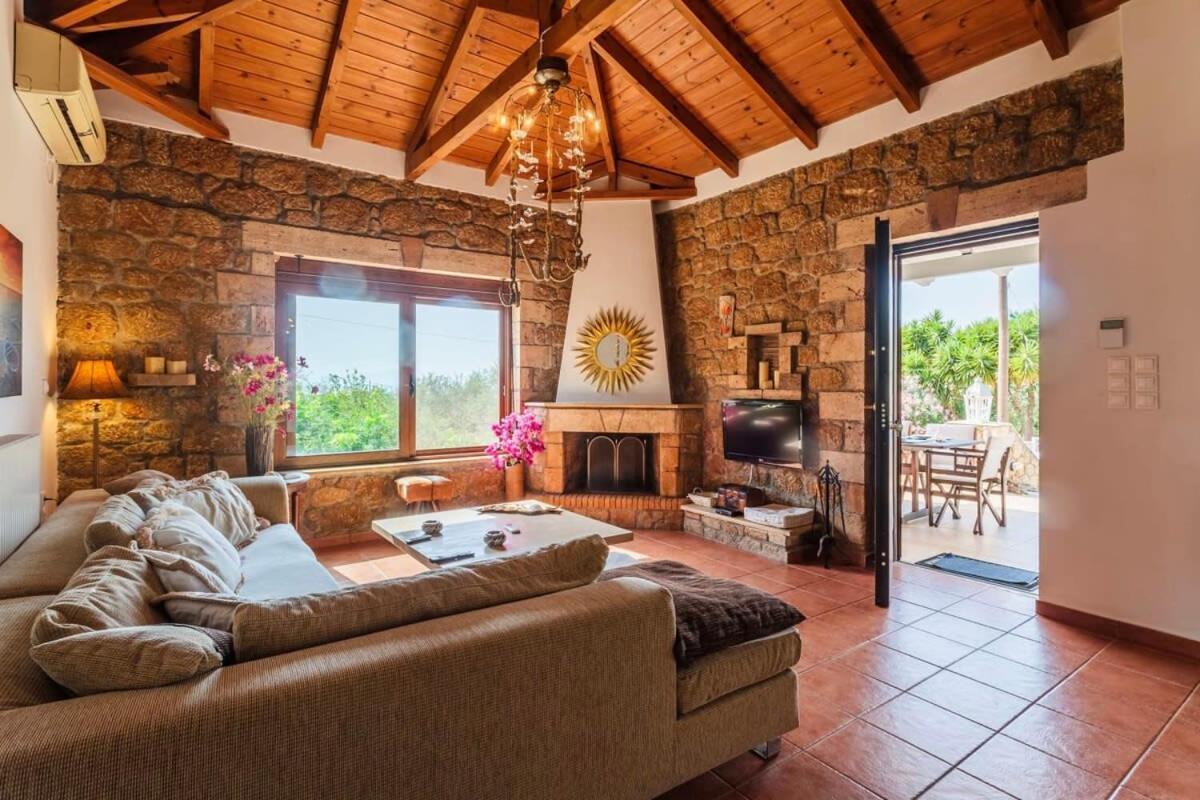 Mani'S Aura Seaside-Spacious Summer Retreat Kotronion  Экстерьер фото